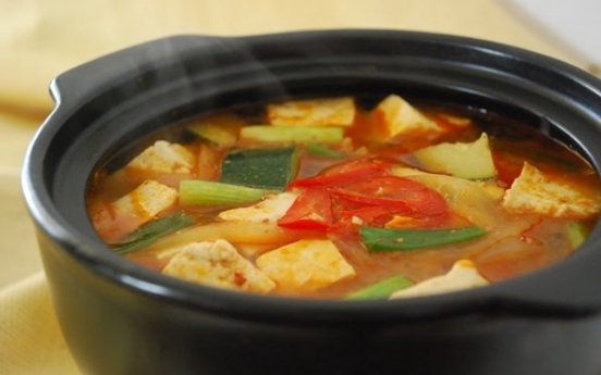 Doenjang jjigae (soybean paste stew)