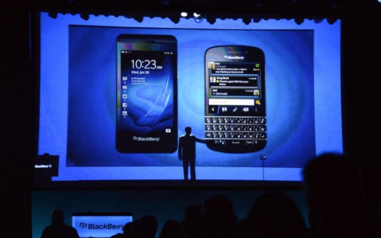 BlackBerry abandons sale, CEO quits