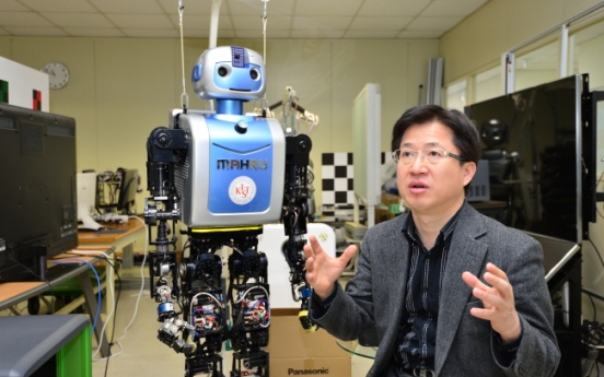 Robot scientist pushes limits of virtual reality