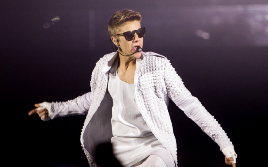 Justin Bieber announces retirement on Twitter