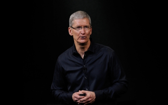 Apple CEO’s pay rises to $4.3 million