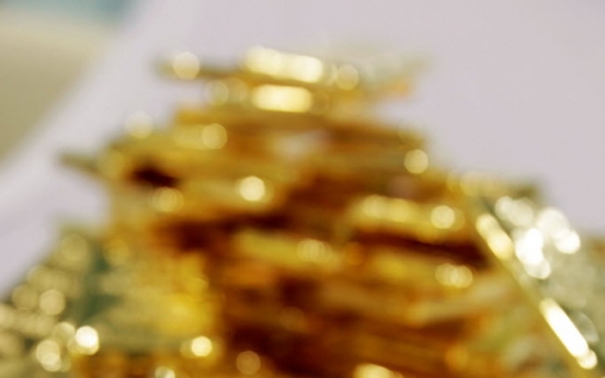 Gold sees biggest yearly rout since ’81