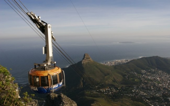 South Africa’s Mother City boasts natural beauty, food and wine