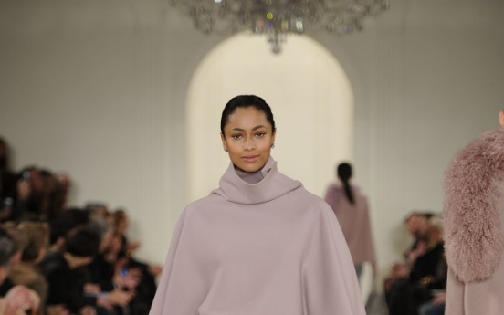 In New York, fall runway fashions are cozy, luxurious