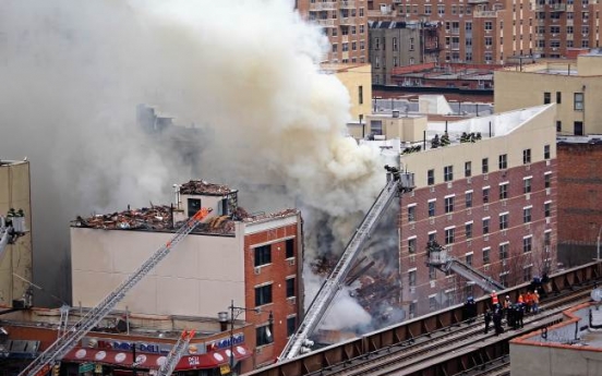 Gas blast destroys 2 NY buildings; 3 people dead