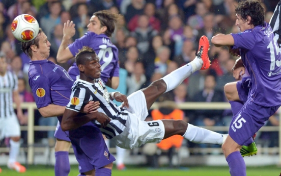 Pirlo puts Juventus into Europa League quarters