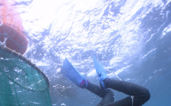 Jeju’s female divers a dying breed