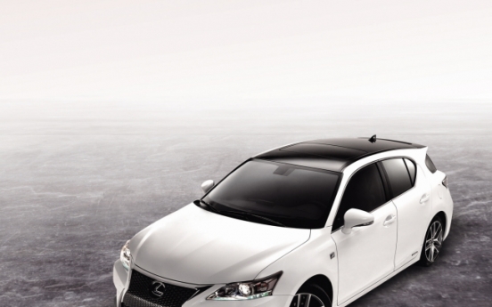 Toyota Korea unveils new Lexus CT200h