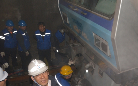 Seoul subway resumes operation after derailment, no casualty