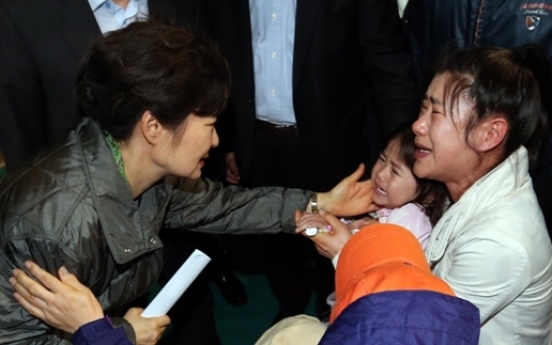 [Ferry Disaster] 5-year-old survivor released from hospital