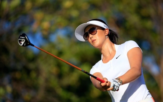 Stanford takes 1-shot lead over Wie at LPGA Lotte