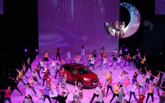 China auto show opens amid environmental, growth concerns