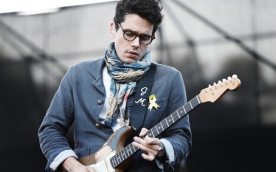 [Herald Review] John Mayer brings warm, groovy performance to Seoul