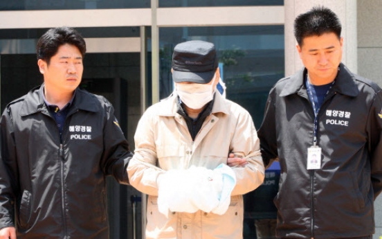 Sewol probe expands as victims’ anger boils over