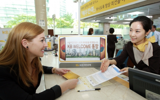 KB aims to become top bank for expats