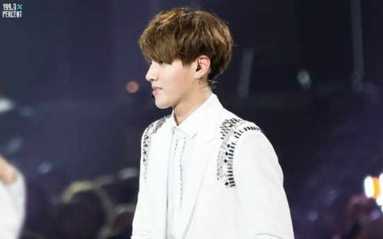 EXO’s Kris expresses his feelings in a written letter