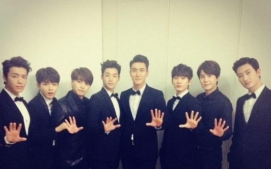 [Photo News] Super Junior-M poses for camera in tuxedo