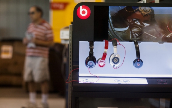 Apple acquires Beats