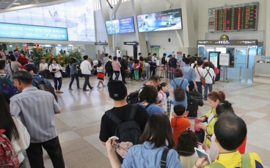 Overseas tourism shrinks after Sewol: travel agent