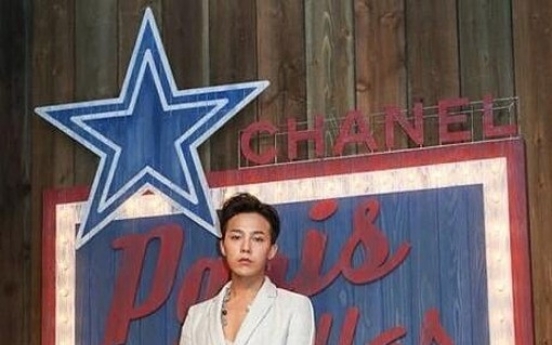 G-Dragon visits Japan for Chanel fashion show