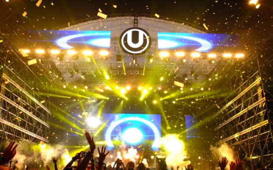 [Herald Review] Fiery performances electrify Ultra Music Festival