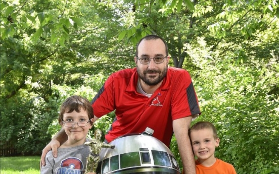 ‘Star Wars’ droid builders bring galaxy down to earth