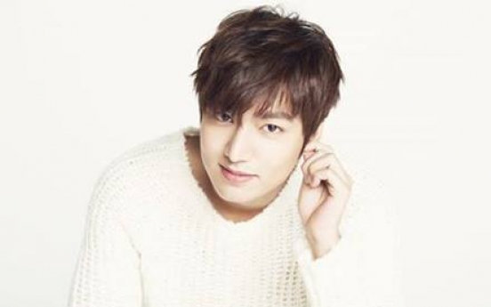 Lee Min-ho gives gifts to staff to celebrate his birthday