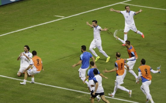 [World Cup] Uruguay sinks Italy to advance