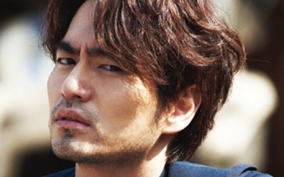 Lee Jin-wook‘s chameleon like charming looks