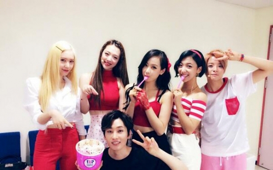 Eunhyuk: f(x) are breathtakingly pretty