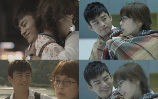 Seo In-guk sends loving look to Lee Hana in ‘High School King’