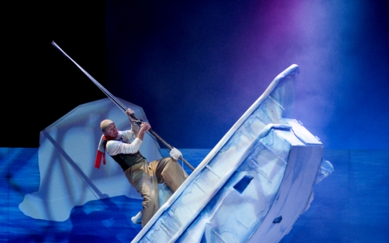 ‘The Man the Sea Saw,’ a one-man physical theater show for families