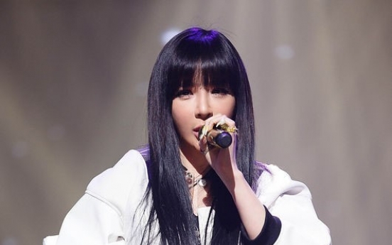 2NE1’s Park Bom to step down from TV show ‘Roommate’