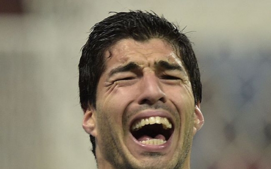 Suarez could make Barcelona debut against Madrid