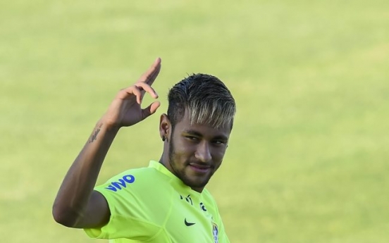 Neymar says back improving