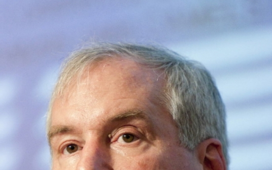 Broker regulations need overhaul: Fed’s Rosengren, Dudley