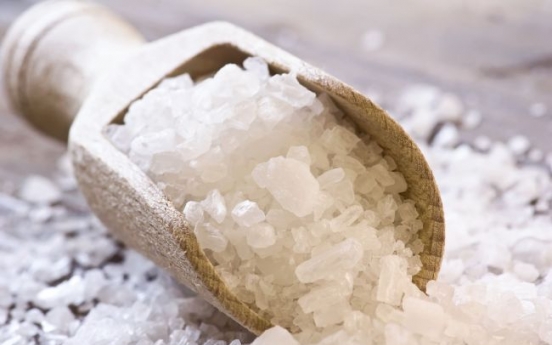 Study questions need for most to cut salt
