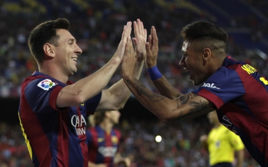 Neymar, Suarez back on the pitch