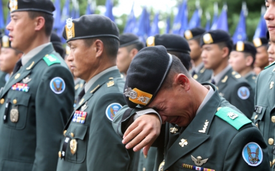 (Photo News) Tears for fallen comrade