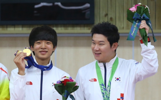 [Asian Games] Korean teen wins two shooting golds