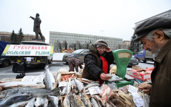 Russian economy slows as Ukraine crisis bites