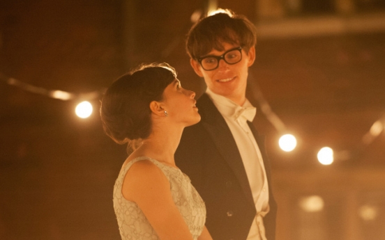 ‘Theory of Everything’ makes the cosmos of a marriage shine