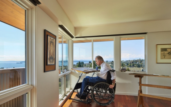 Accessible home sits sky-high over Seattle