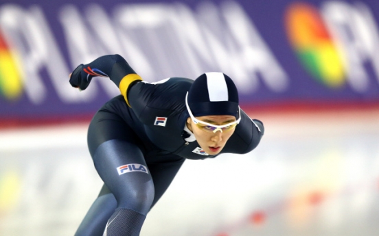 Olympic speed skating champ Lee Sang-hwa wins World Cup race on home ice