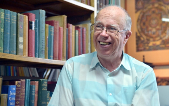 Brother Anthony translates two poetry anthologies