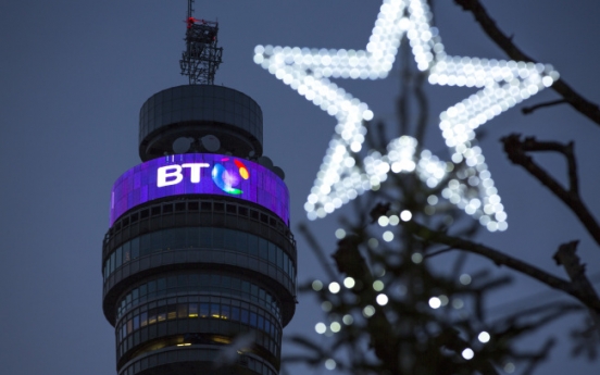 BT in talks to buy EE