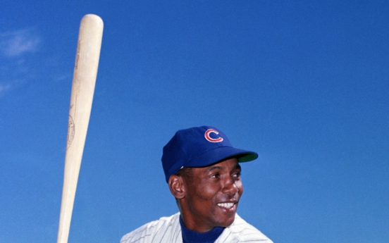 Ernie Banks mourned in sports world and beyond