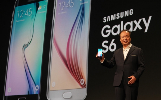 Samsung takes on Apple with new flagship phones