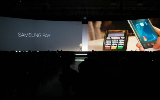 Samsung debuts own version of Apple Pay