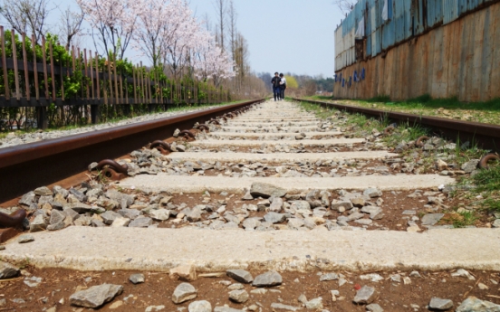 Spring outing in Seoul off the beaten path